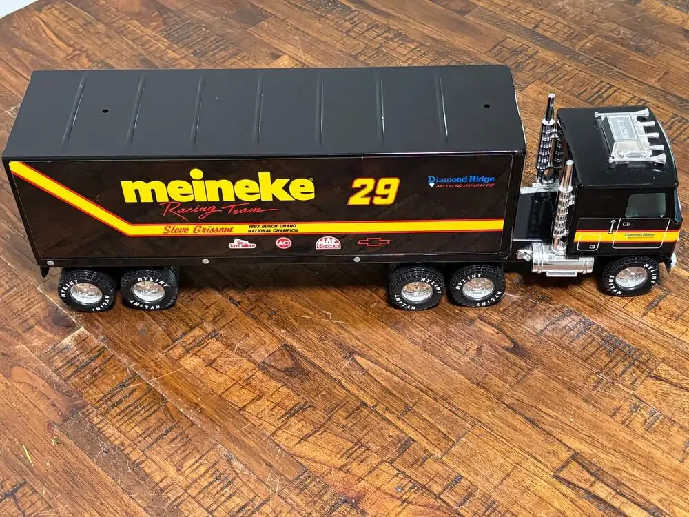 Nylint GMC 18 Wheeler NASCAR #29 Meineke Team Steve Grissom 22” Steel #911-Z